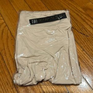 🐵 Tan Khaki Nude Soft Legging Capris Crop Plus